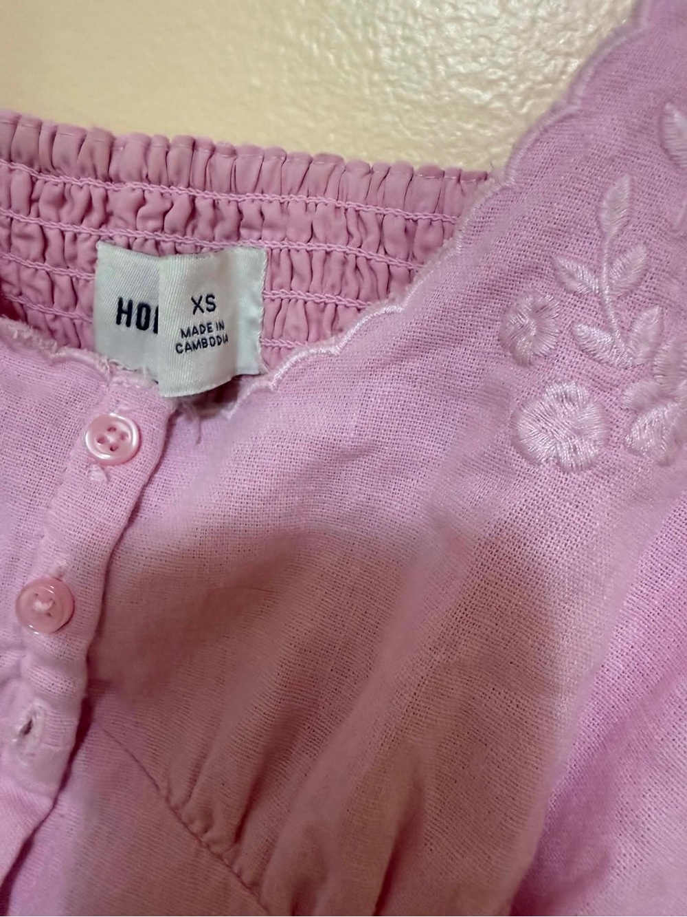 Hollister Light Lavender Embroidered Button-Front Camisole - Picture 3 of 7